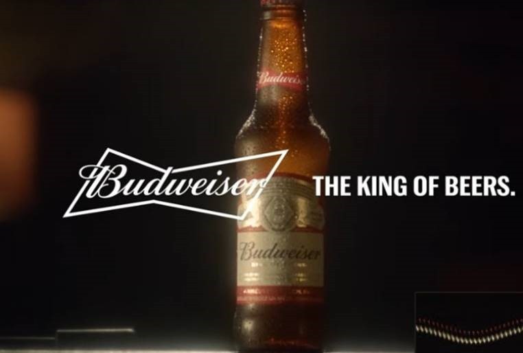 Budweiser brinda seu sabor autêntico